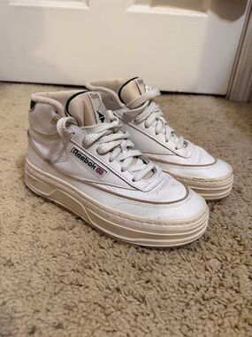 Reebok Women's Club C Double Geo Hi Heritage Sneaker Size 5
